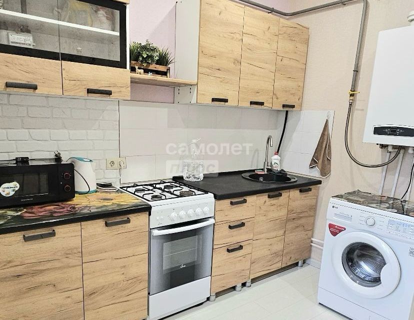 Продаётся 1-комнатная квартира, 35.6 м²
