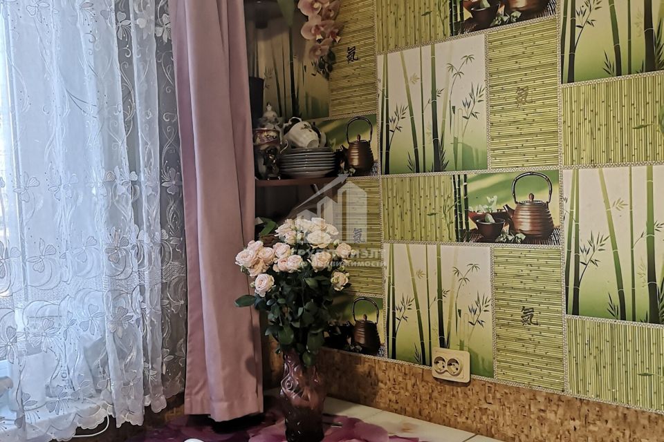 Продаётся 3-комнатная квартира, 57.6 м²