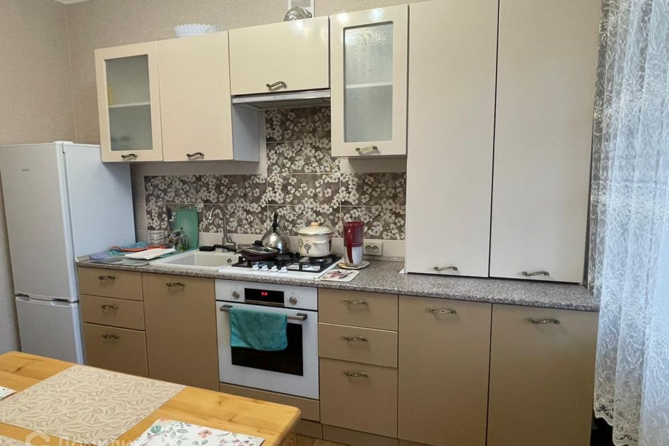 Сдаётся 1-комнатная квартира, 38 м²