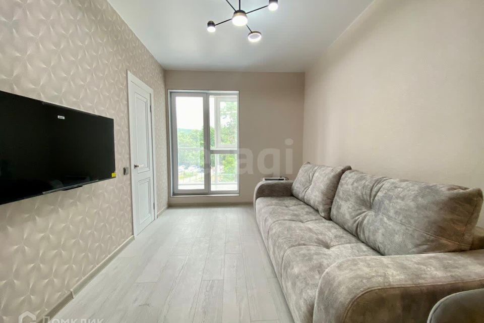 Продаётся 1-комнатная квартира, 40.8 м²