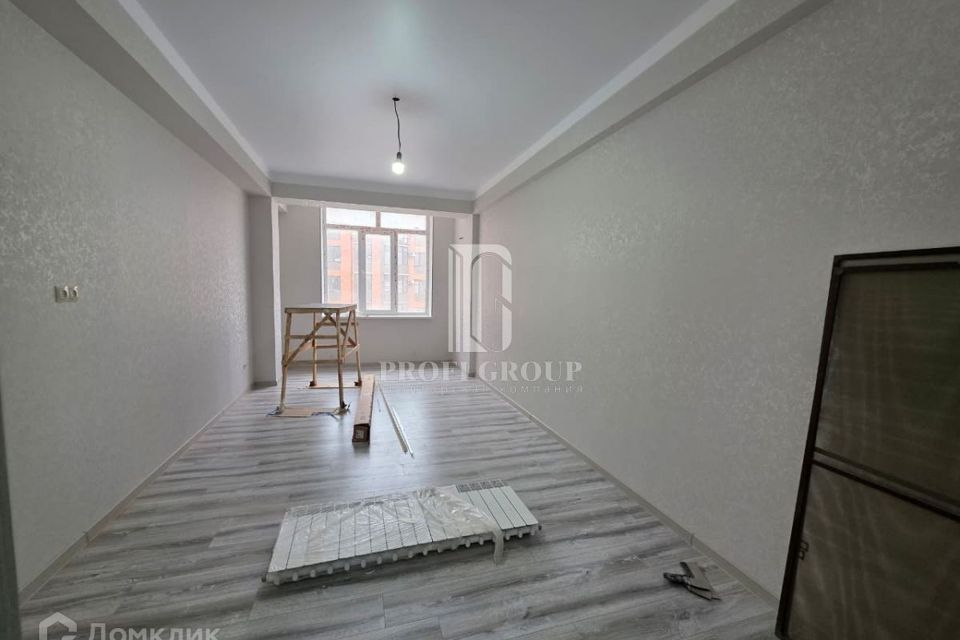 Продаётся 1-комнатная квартира, 52.4 м²