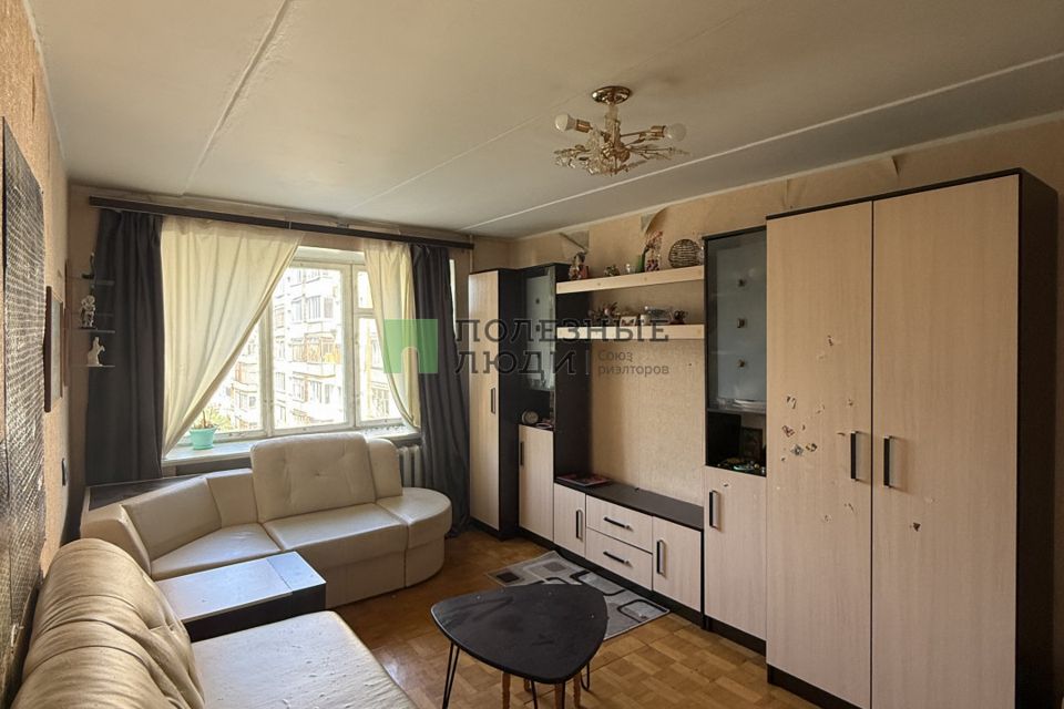 Продаётся 3-комнатная квартира, 57.6 м²