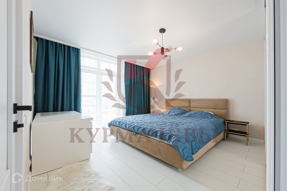 Сдаётся 2-комнатная квартира, 75.6 м²