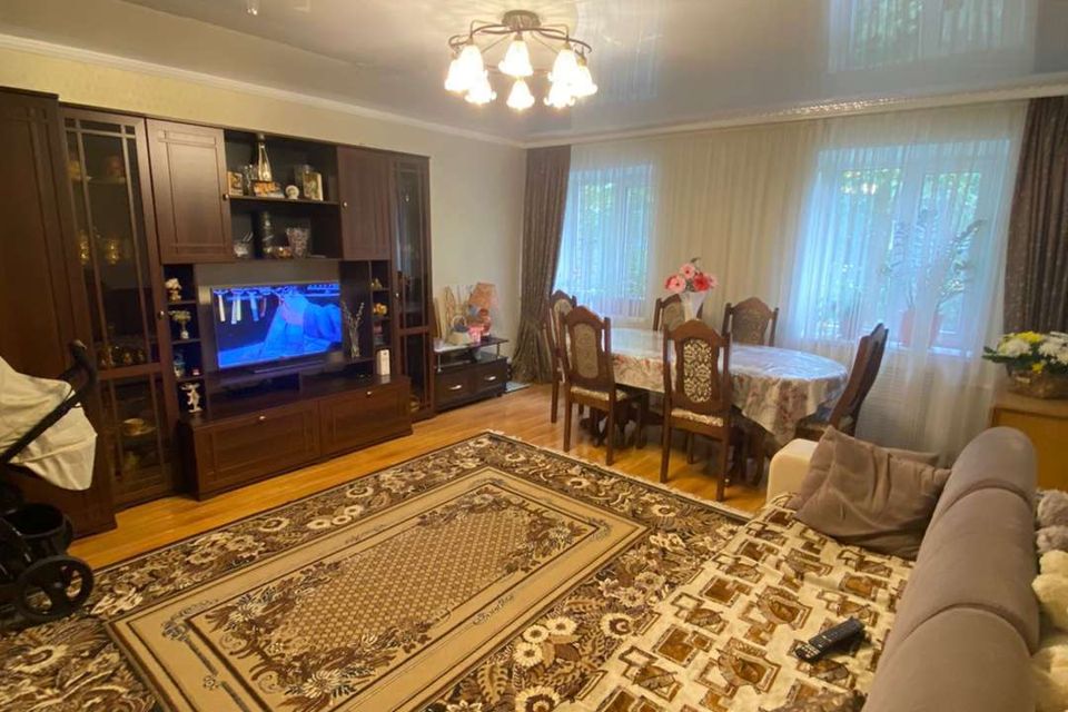 Продаётся 3-комнатная квартира, 68 м²