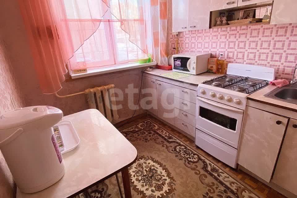 Продаётся 3-комнатная квартира, 61.6 м²