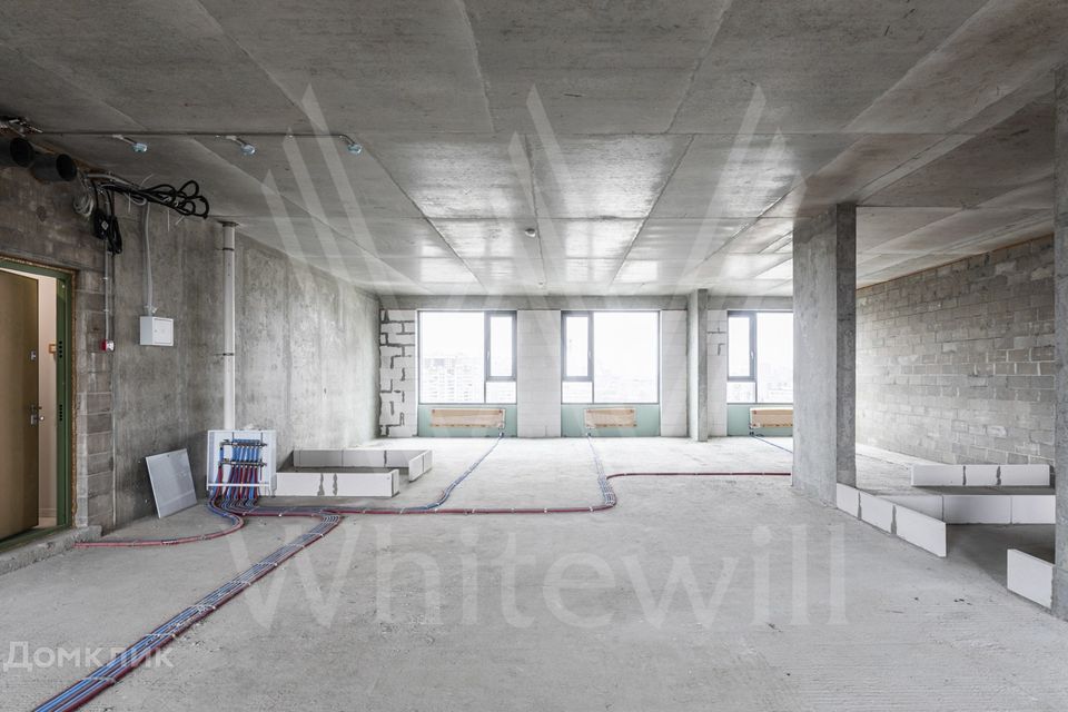 Продаётся 4-комнатная квартира, 157 м²