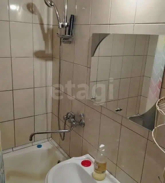 Продаётся 3-комнатная квартира, 63.8 м²