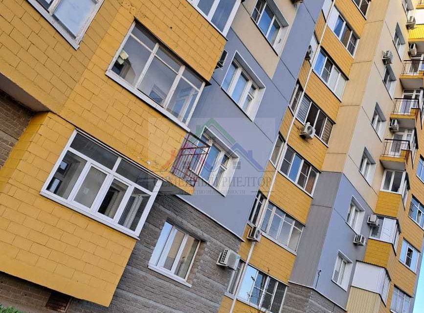 Продаётся 2-комнатная квартира, 75 м²