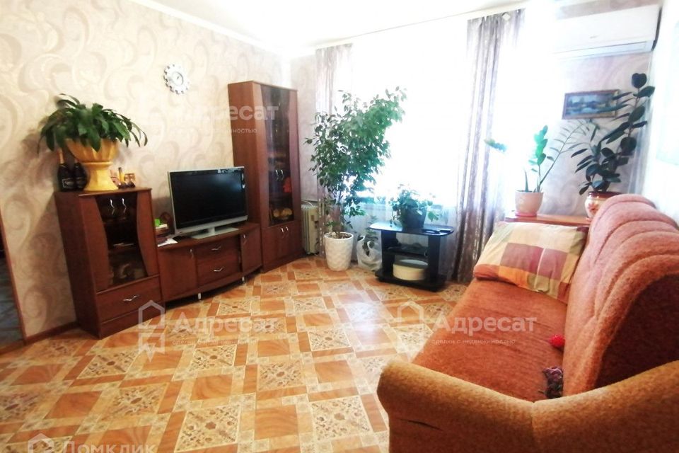 Продаётся 3-комнатная квартира, 53.9 м²