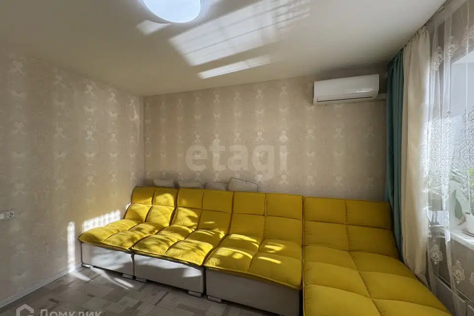 Продаётся 3-комнатная квартира, 66.1 м²