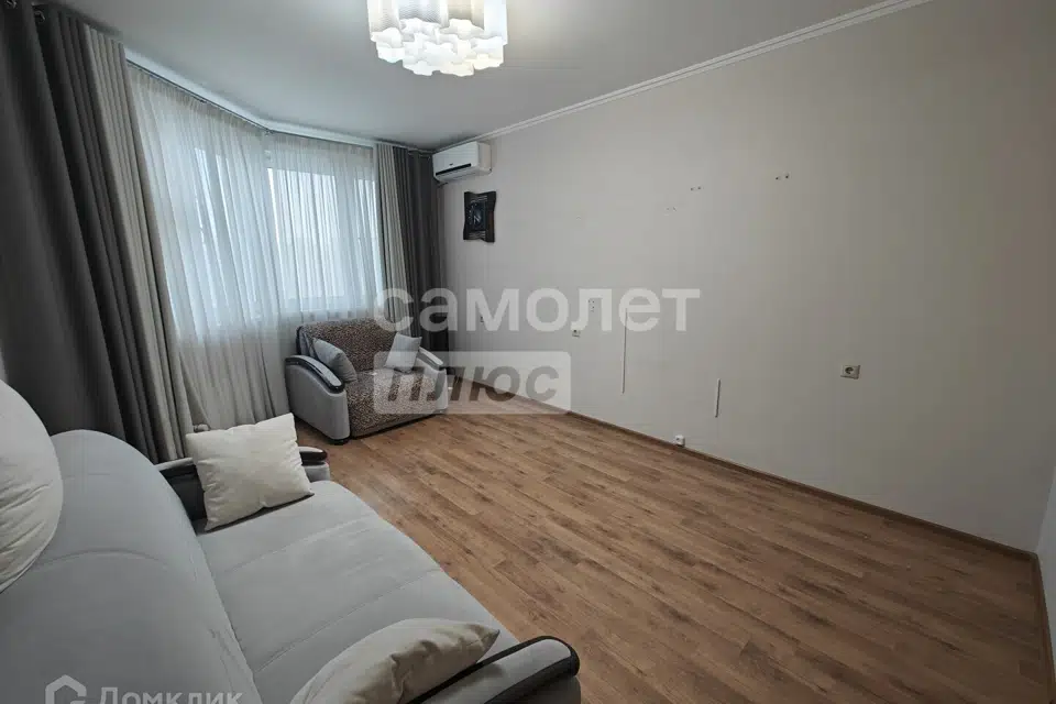 Продаётся 2-комнатная квартира, 57.3 м²