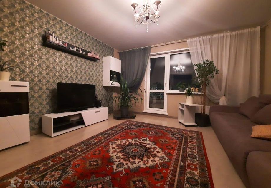 Продаётся 4-комнатная квартира, 79 м²