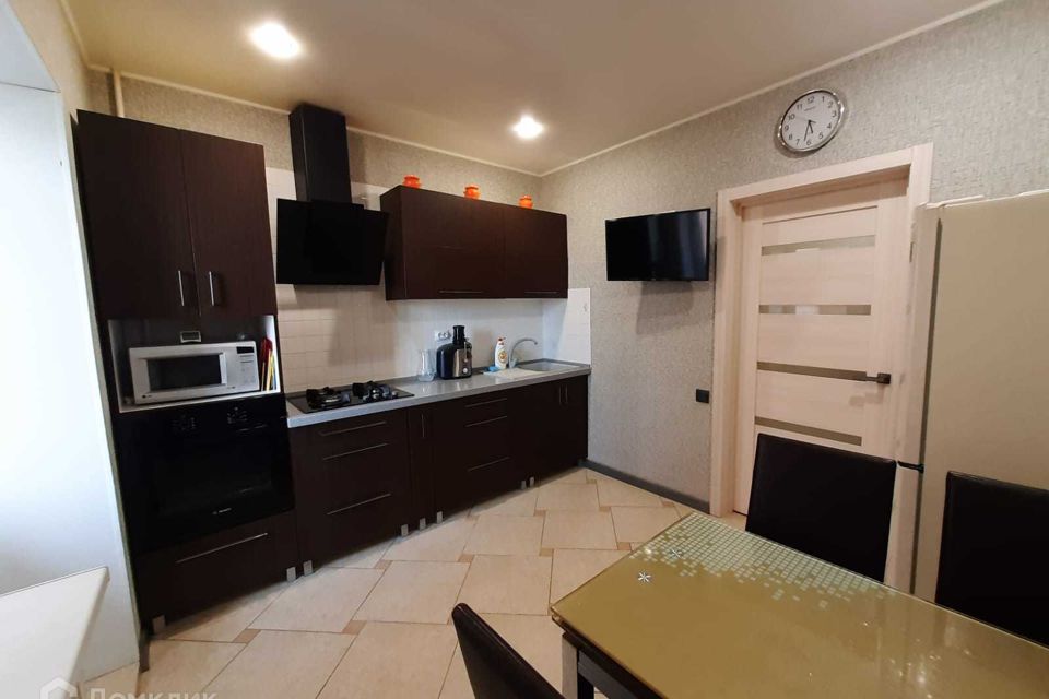 Продаётся 2-комнатная квартира, 60 м²