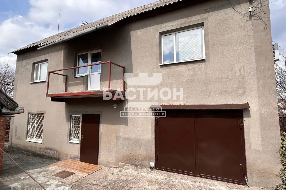 Продаётся 2-этажный дом, 170 м²