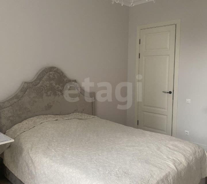 Продаётся 4-комнатная квартира, 97.5 м²