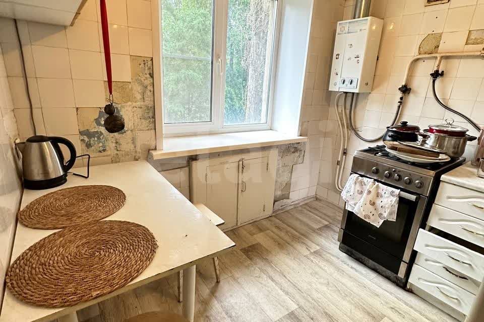 Продаётся 3-комнатная квартира, 56.7 м²