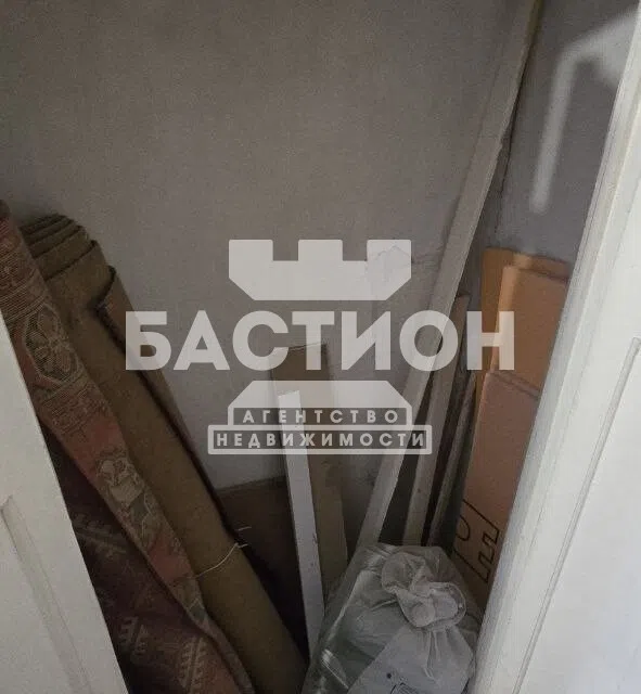 Продаётся 3-комнатная квартира, 48.5 м²