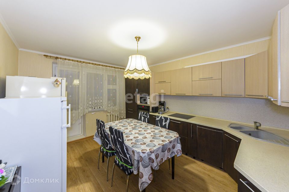 Продаётся 3-комнатная квартира, 90.3 м²