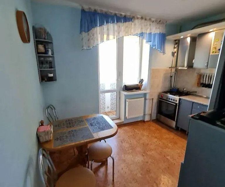 Продаётся 3-комнатная квартира, 72 м²