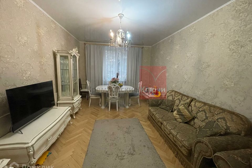 Продаётся 2-комнатная квартира, 61.3 м²