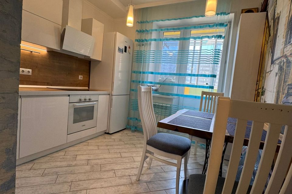 Продаётся 1-комнатная квартира, 37 м²