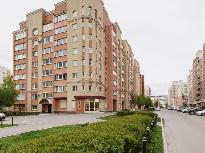 Сдаётся 3-комнатная квартира, 120.5 м²