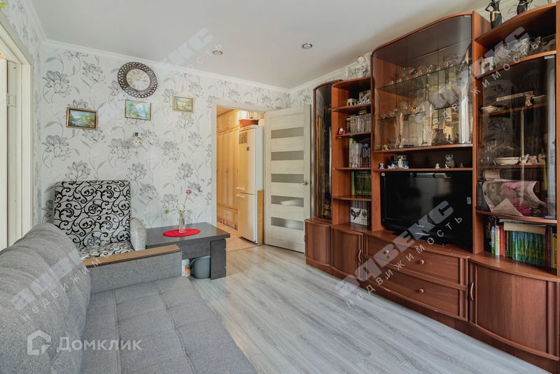 Продаётся 3-комнатная квартира, 51.6 м²