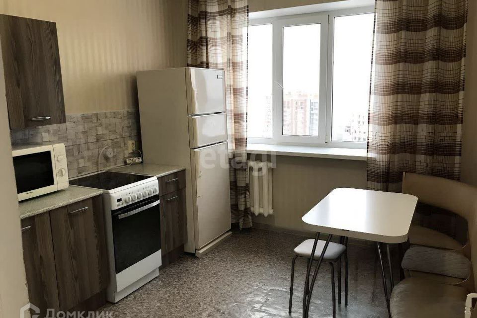 Сдаётся 1-комнатная квартира, 40 м²