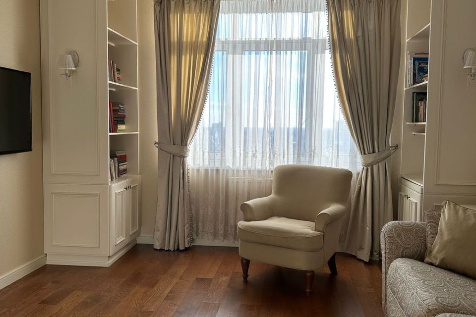 Продаётся 2-комнатная квартира, 65.8 м²