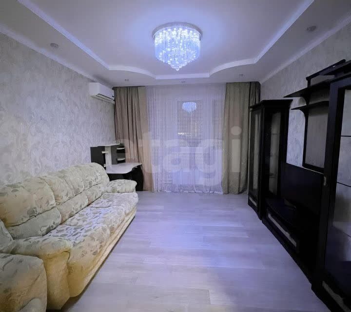 Сдаётся 2-комнатная квартира, 68 м²