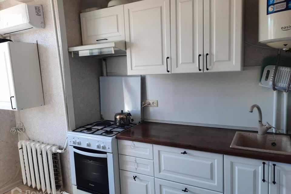 Продаётся 1-комнатная квартира, 32 м²