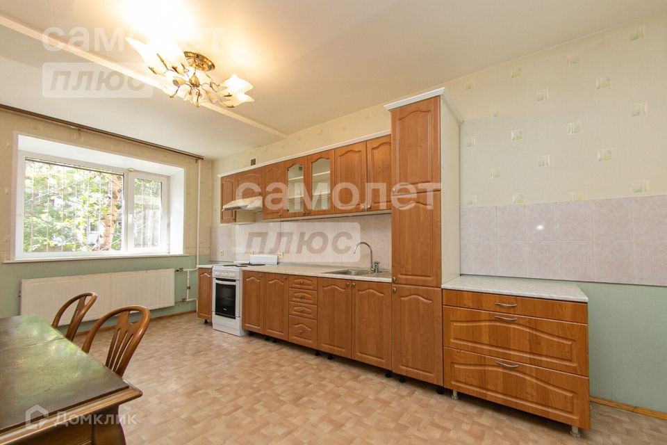Продаётся 3-комнатная квартира, 113.4 м²