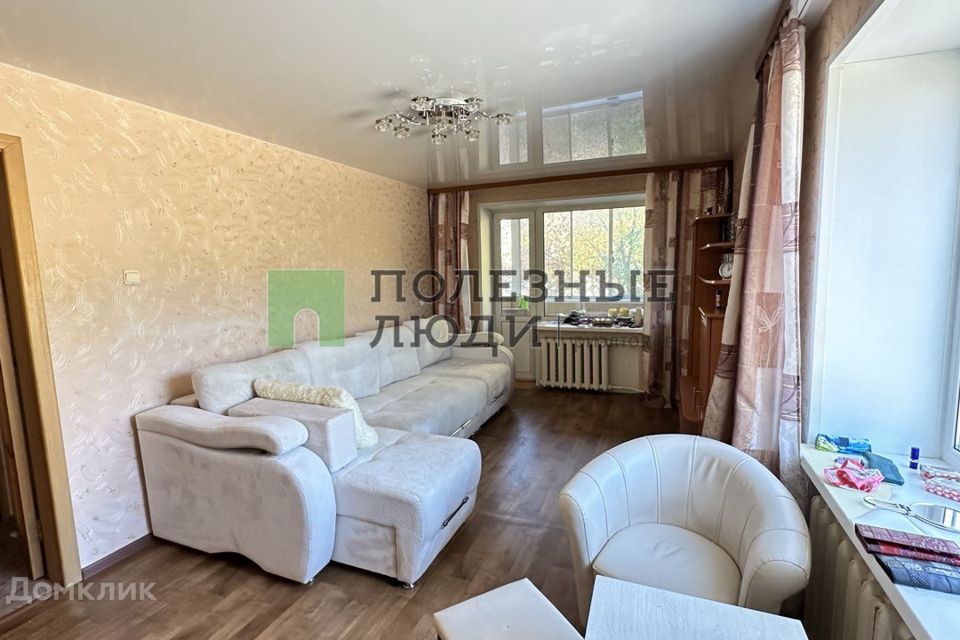 Продаётся 4-комнатная квартира, 75.1 м²