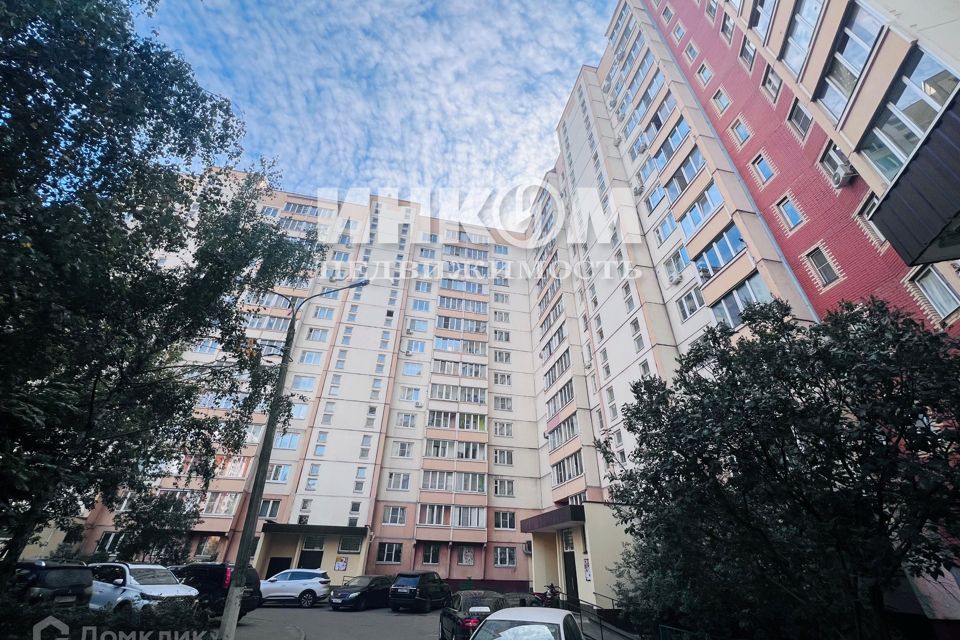 Продаётся 1-комнатная квартира, 39.2 м²