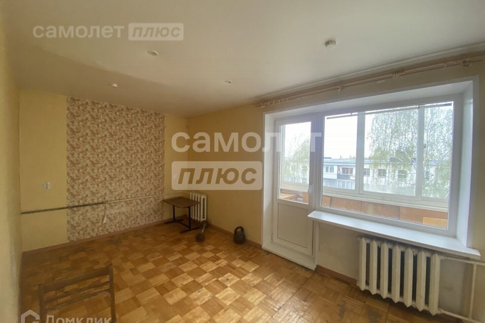 Продаётся 3-комнатная квартира, 50.9 м²