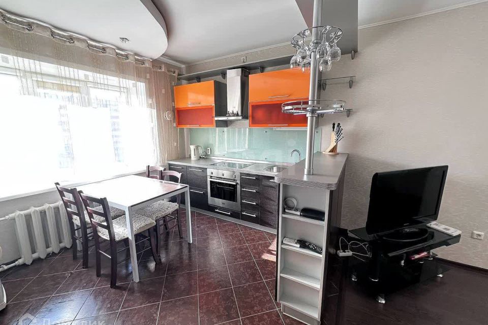 Продаётся 2-комнатная квартира, 58.2 м²