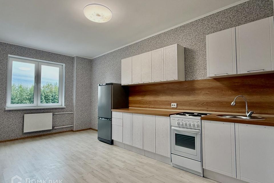 Сдаётся 4-комнатная квартира, 111.1 м²