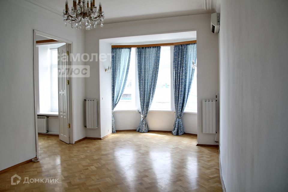 Сдаётся 5-комнатная квартира, 182 м²