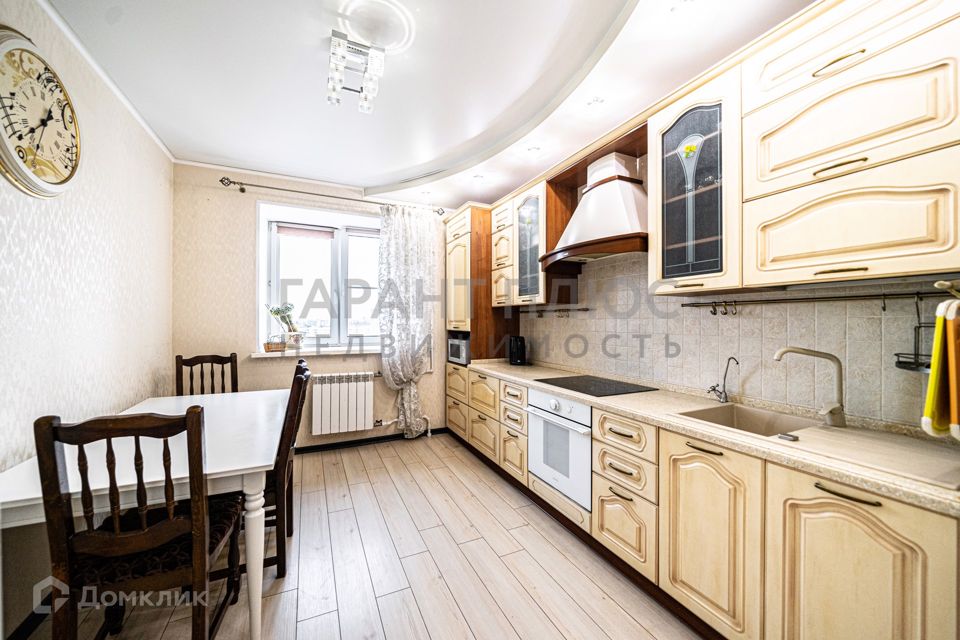 Сдаётся 2-комнатная квартира, 70 м²