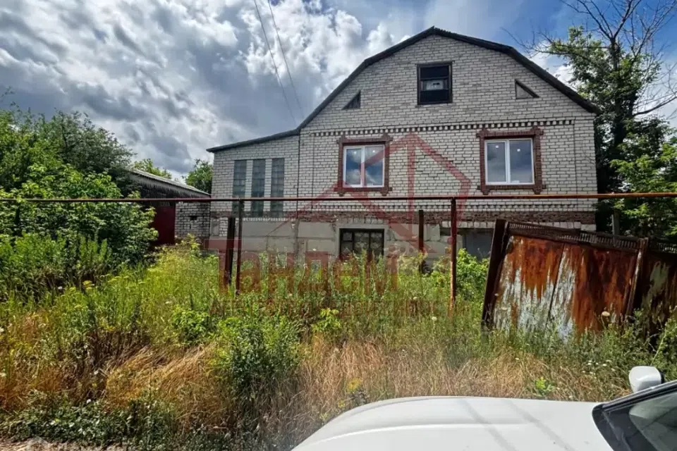 Продаётся 2-этажный дом, 163 м²
