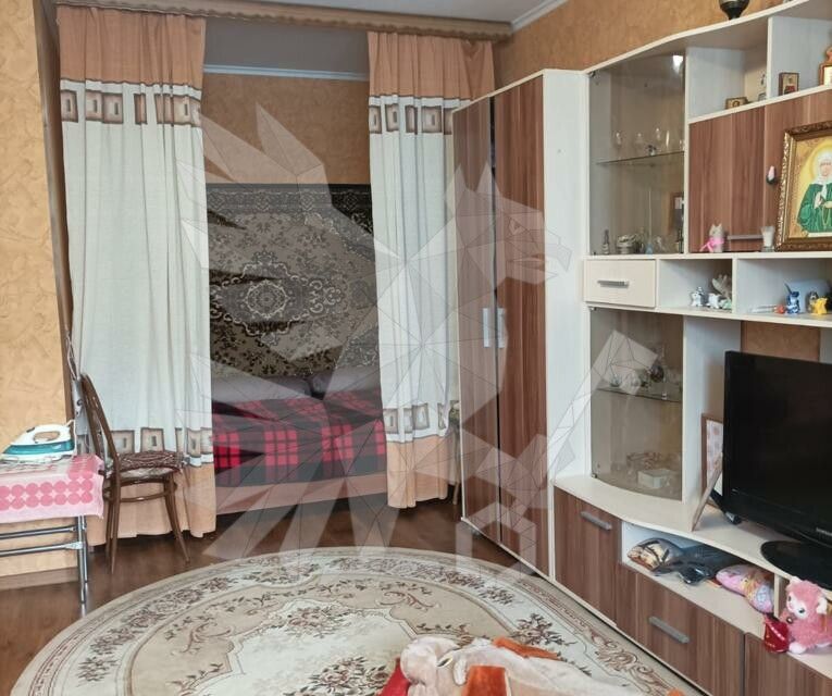 Продаётся 1-комнатная квартира, 40.6 м²