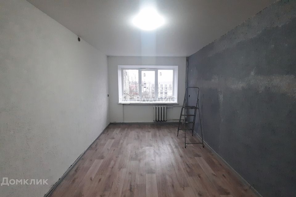 Продаётся комната в 10-комн. квартире, 16 м²