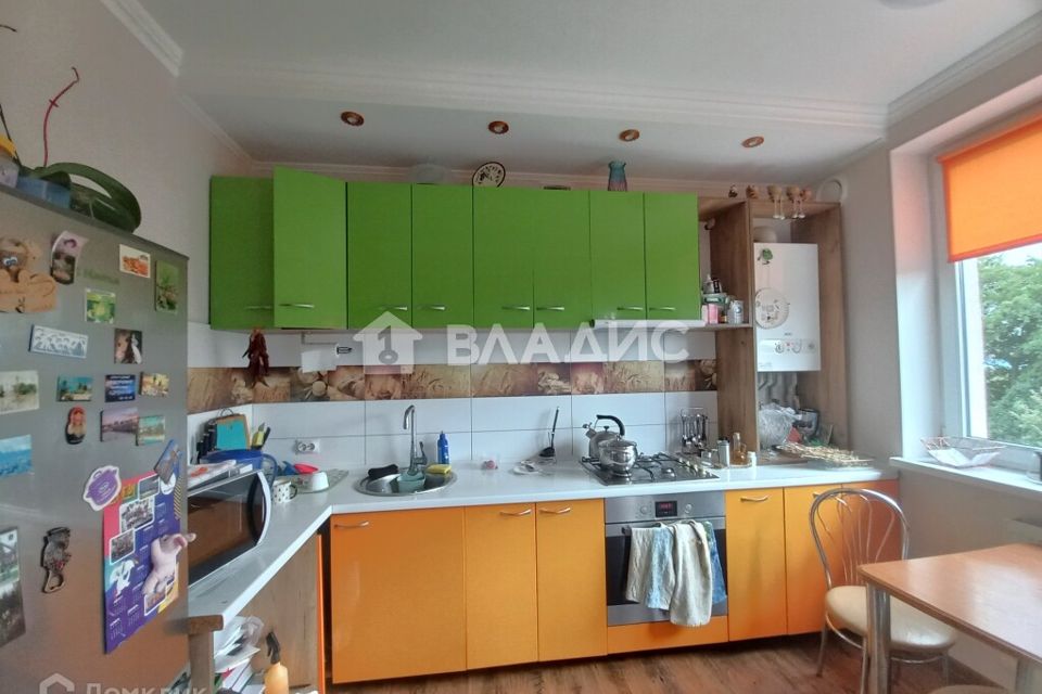 Продаётся 1-комнатная квартира, 43 м²