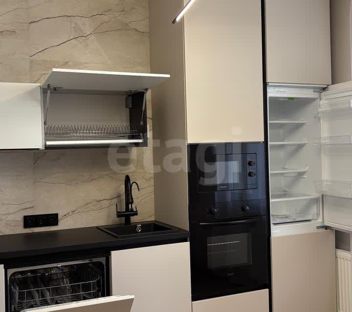 Продаётся 1-комнатная квартира, 40.6 м²