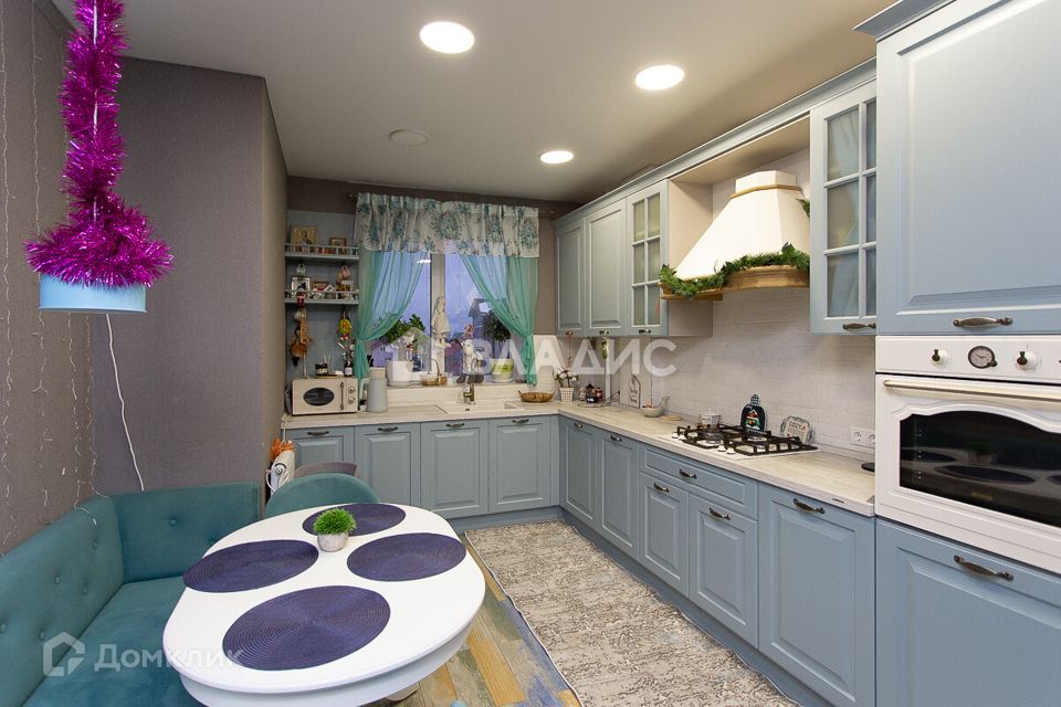 Продаётся 2-комнатная квартира, 60.2 м²