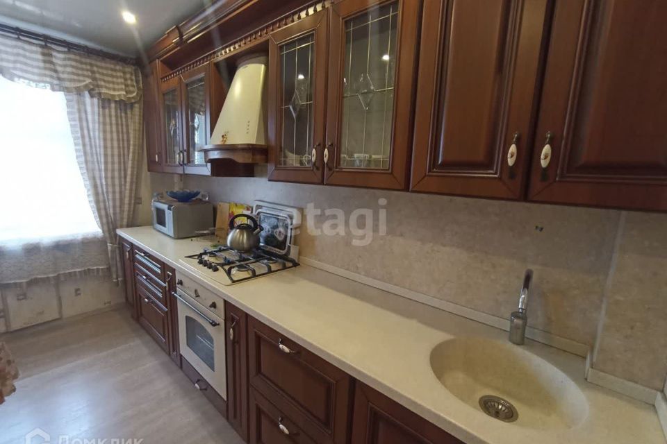 Продаётся 3-комнатная квартира, 57.6 м²