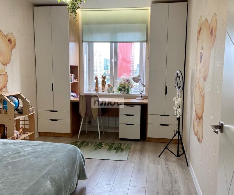Продаётся 3-комнатная квартира, 60.5 м²