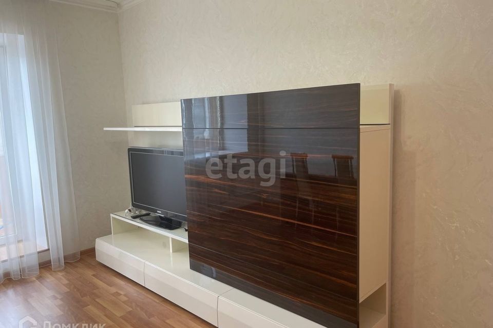 Продаётся 2-комнатная квартира, 62.6 м²