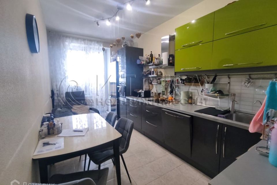 Продаётся 3-комнатная квартира, 80 м²
