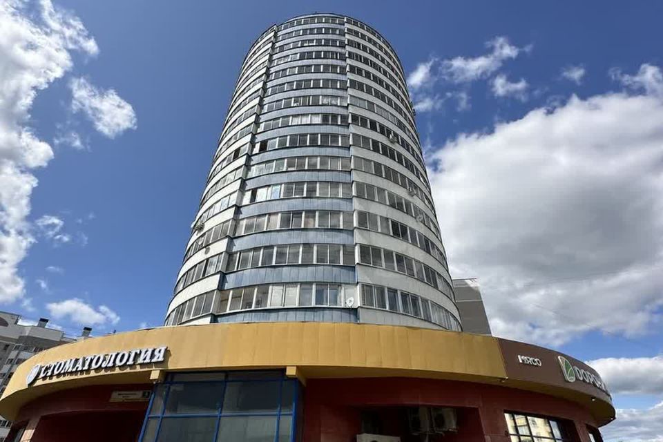 Продаётся 2-комнатная квартира, 61.3 м²